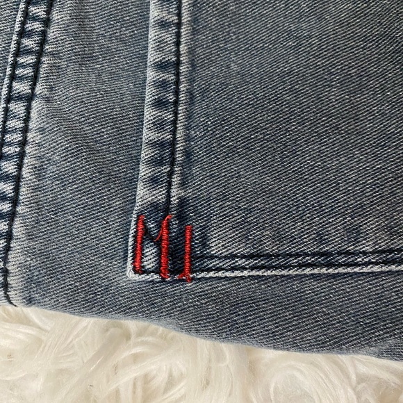 Urban Outfitters Black Shorts - Picture 4 of 6